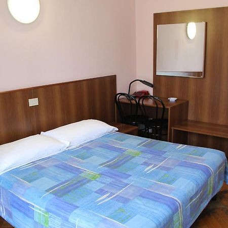 Hotel Rallye Mediolan Zewnętrze zdjęcie